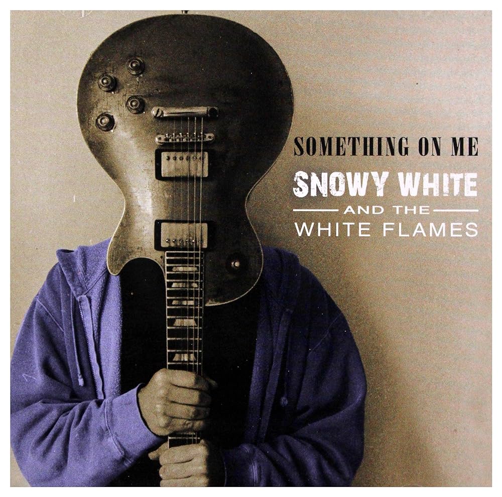 Snowy White - Something On Me -2020-