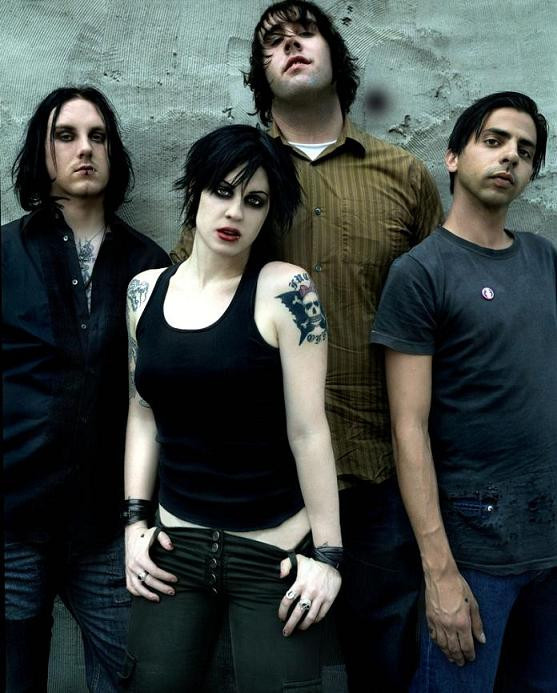 The Distillers 5x (Discography (2021)) (Punk Rock) (mp3@320)