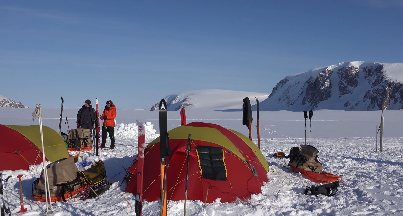 Spitzbergen Ski-Durchquerung mit Besteigung des Newtontoppen 4K
