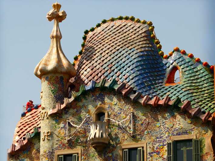 Gaudi-Barcelonas Visionaire Genie GG NLSUBBED 720p WEB x264-DDF