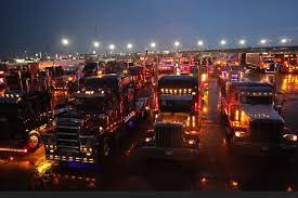 Live from Ottawa - 50.000 trucks Canada